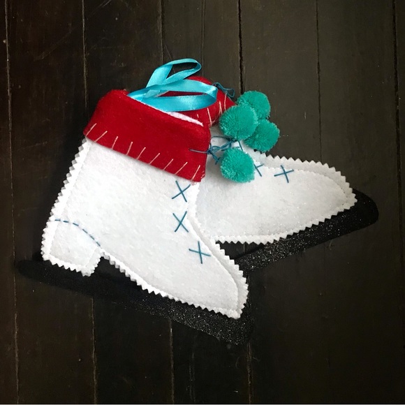 Handmade Pair of Felted Ice Skates Pom Pom Laces Sparkle Blades Winter Decor - Picture 7 of 8